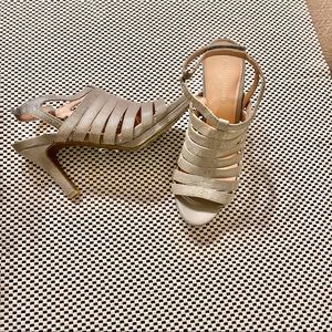 Naturalizer N5 Comfort Nolana Gray Iguana Sandal Open Toe Heels Size 5